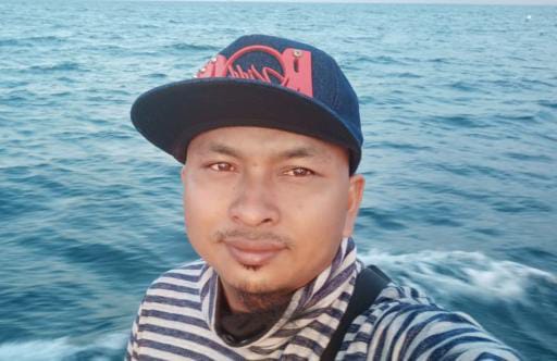 Sanadi Akbar +62 853-3143-3345